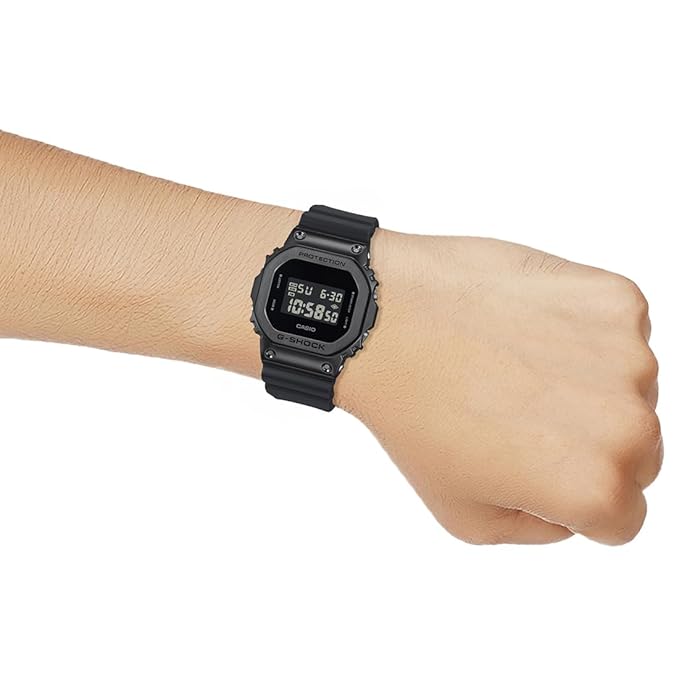 G-Shock GM-5600B-1DR