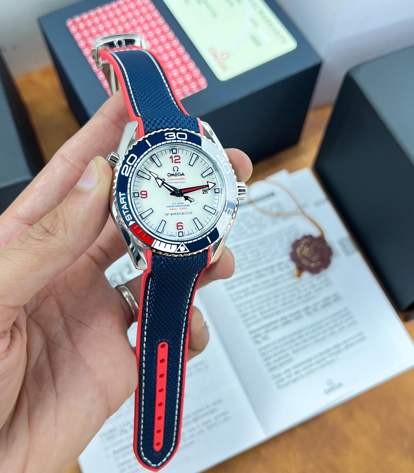 0MEGA Planet Ocean America’s Cup Limited Edition