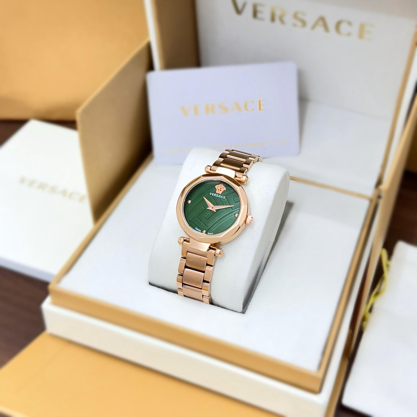 V€RSACE Women’s Rose Gold Collection – Glamorous Fashion Watch