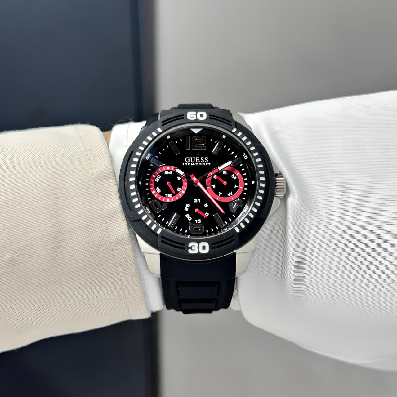 Guess Analog Chronograph