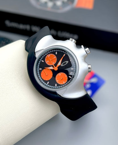 Oakley Detonator Chronograph – Men’s Premium Watch Black & Orange Edition