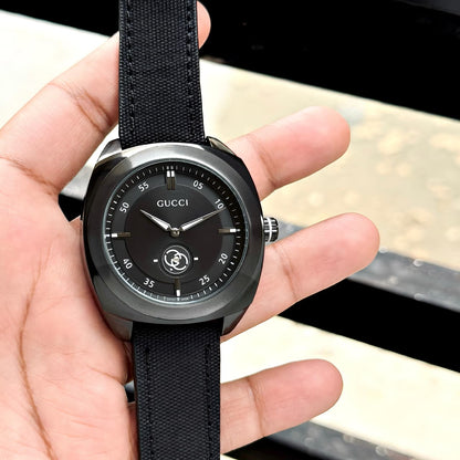 Gucci Interlocking YA142330 Men's Watch