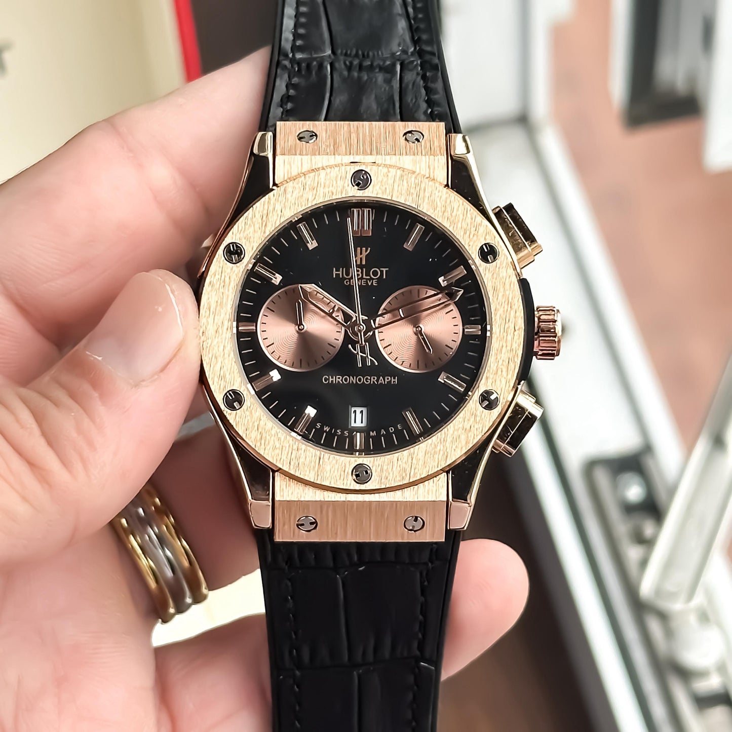 Hublot Big Bang Rose Gold – Premium Leather Strap Chronograph Watch