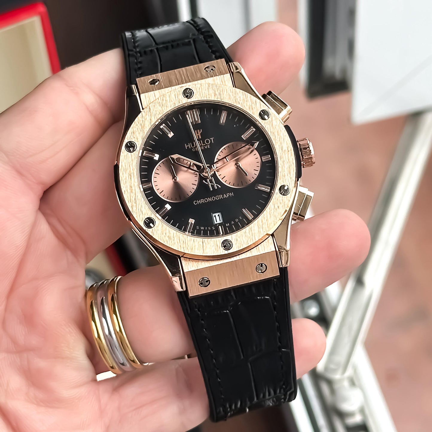 Hublot Big Bang Rose Gold – Premium Leather Strap Chronograph Watch