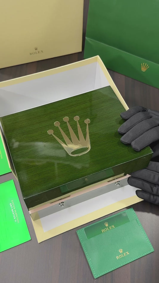 Rolex Daytona Green Dial